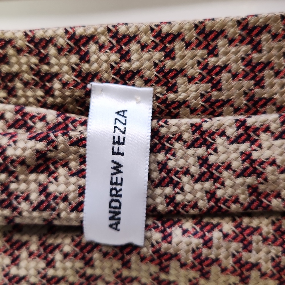 Tommy Hilfiger - Picture 4 of 5